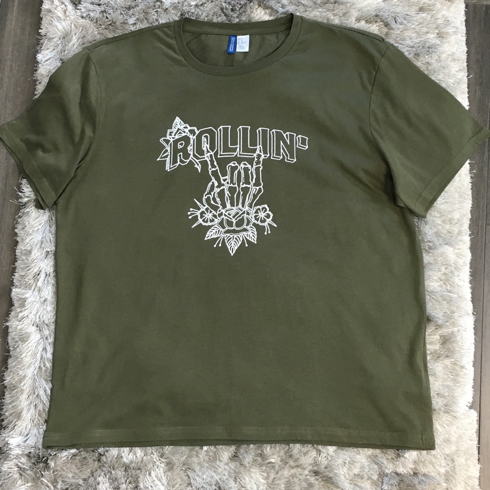 Men’s XL green logo T-shirt